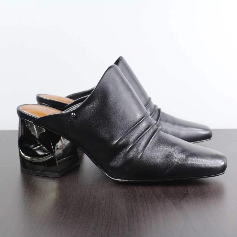 New H by Halston Kelsey Leather Mules